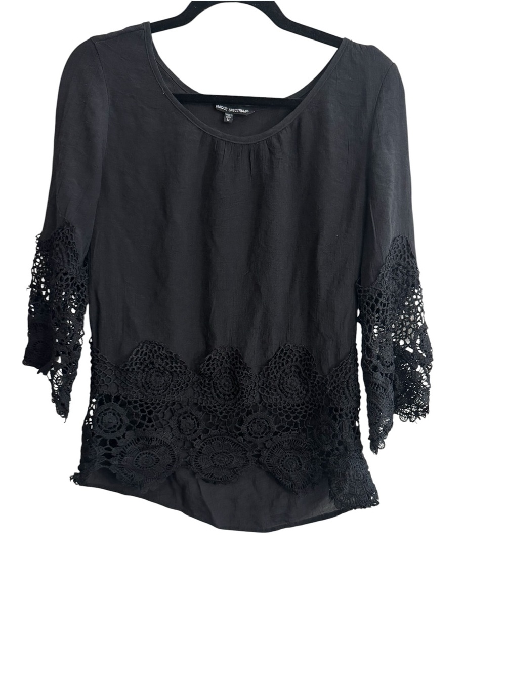 Unique Spectrum Black Crochet Lace Blouse – Boho Chic Top (Size M)